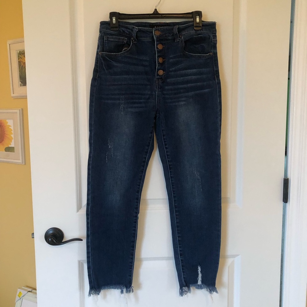 Risen button up jeans. Size 31 waist. Size 13. Distressed marks shown in photos.